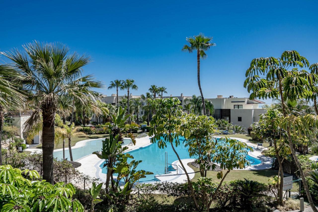 H19 - Stunning 2 Bedroom By Roomservices Apartamento Estepona